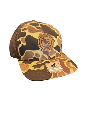 Dover Bluff Duck Patch Camo Hunting Trucker Hat NWT